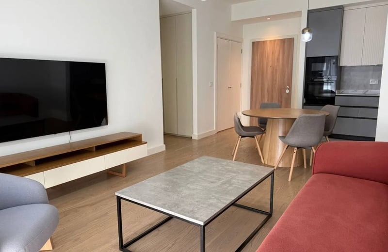 Miete einer geräumigen 3-Zimmer-Wohnung, 73 m², BW Scala, Belgrad, Serbien